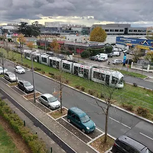 Jolie Proche Tramway Appartement